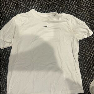 Nike Men's Classic White Tee